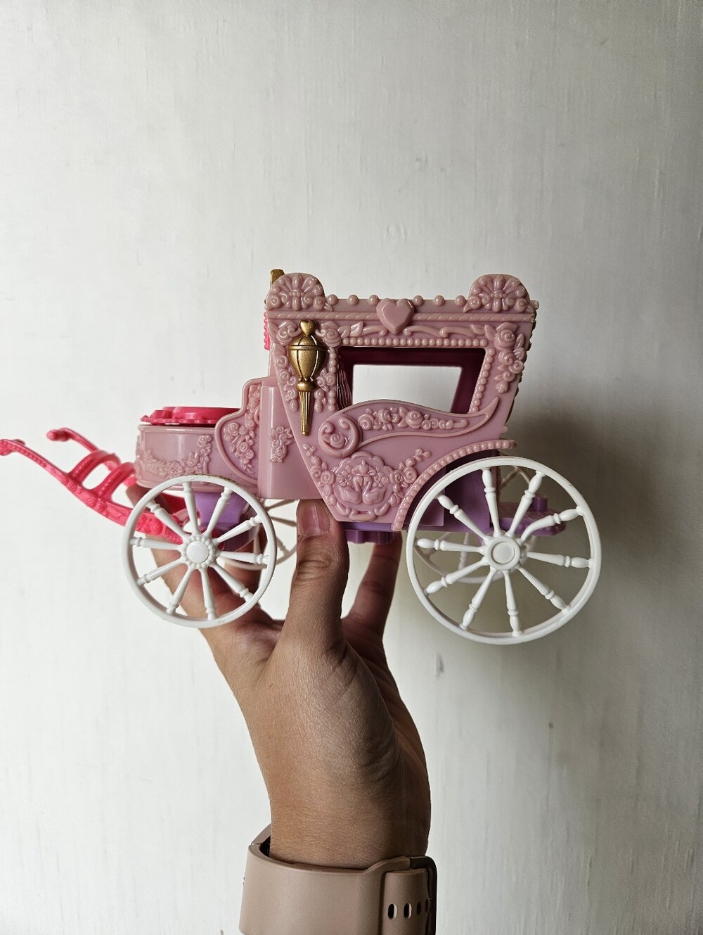 2009 Fisher-Price Prescious Places Swan Carriage